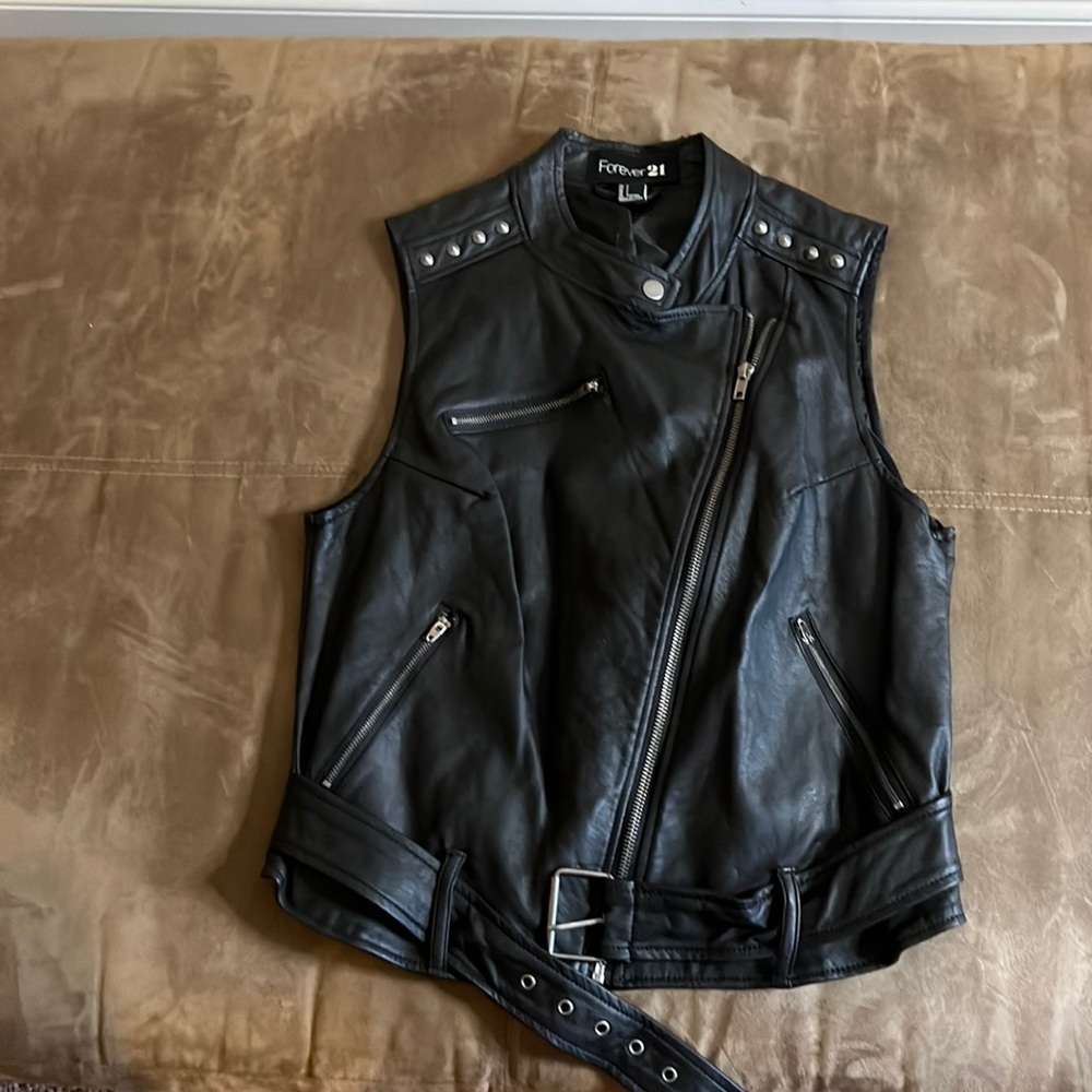 Black motorcycle vest from forever 21.